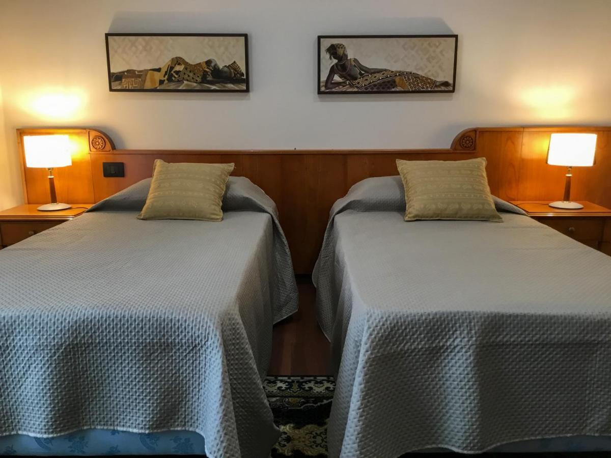 Erania Hotel Sala Consilina Buitenkant foto